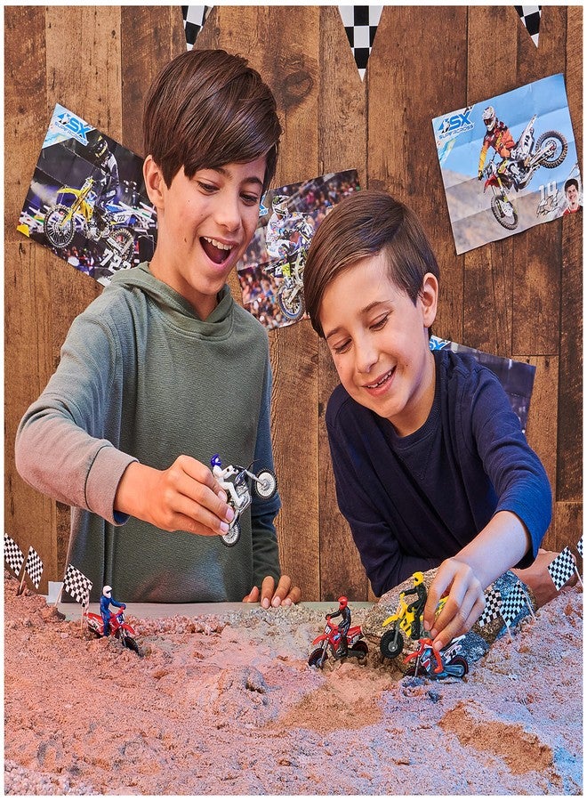 Supercross, Authentic 5-Pack of 1:24 Scale Die-Cast Motorcycles with Rider Figure, Toy Moto Bike for Kids and Collectors Ages 3 and up - Image 2